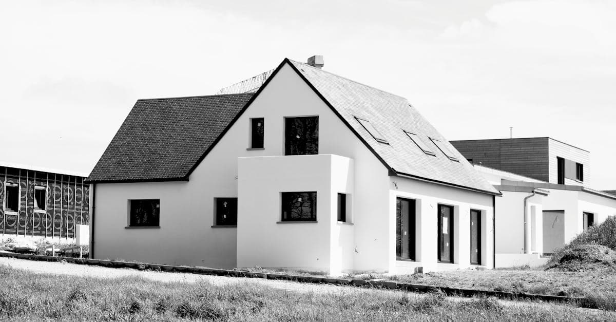 Cover Image for How Insurance Companies Calculate Your Home's Replacement Cost